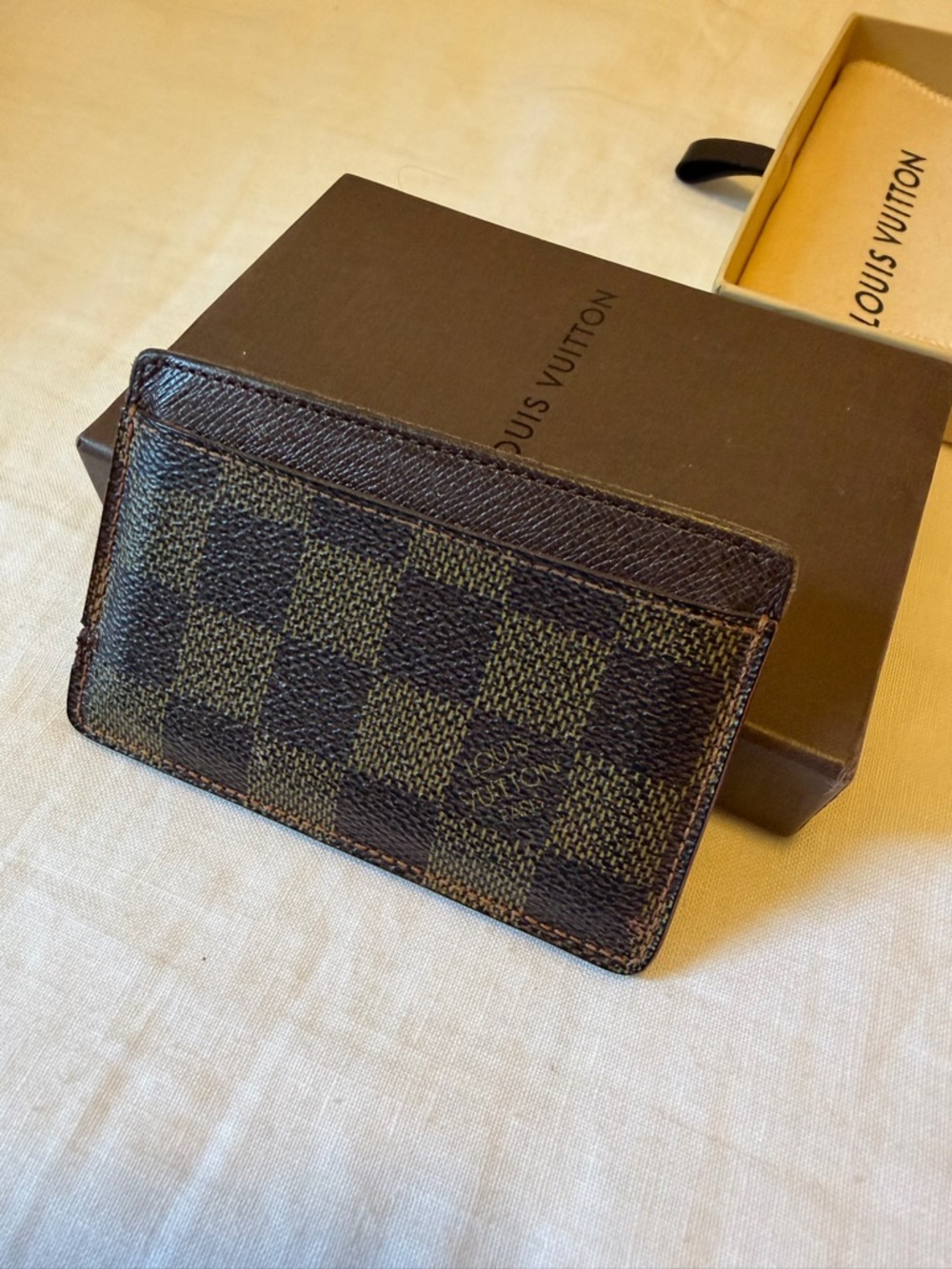 Louis Vuitton Card Holder - Picture 4 of 7